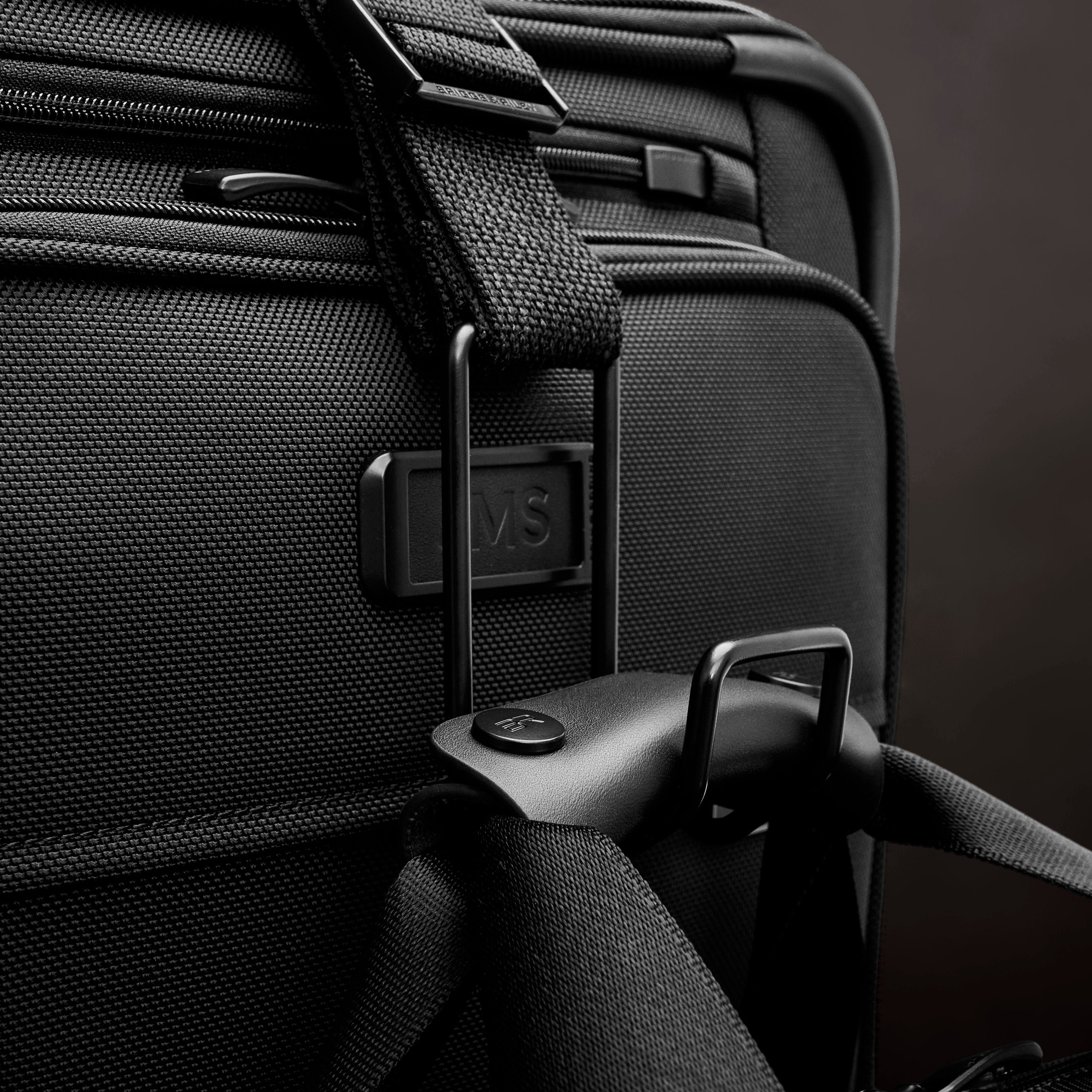 Briggs & Riley SmartLink Hook in Black — detail view 4